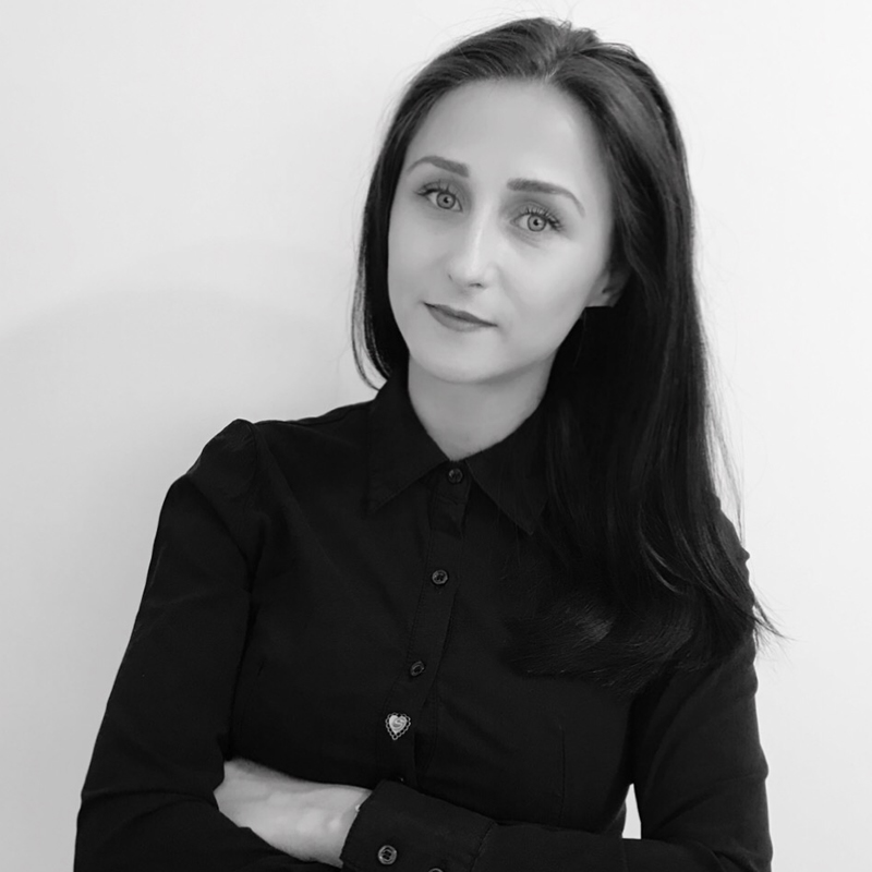 Oana Gitlan - Associate